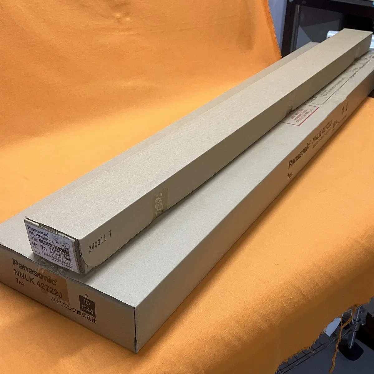 LEDベースライトセット パナソニック XLX420UENTLE9