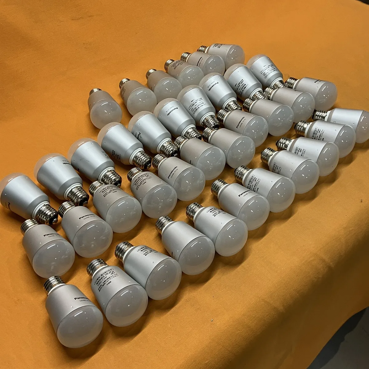 LED電球 パナソニック LDA8L-A1/D