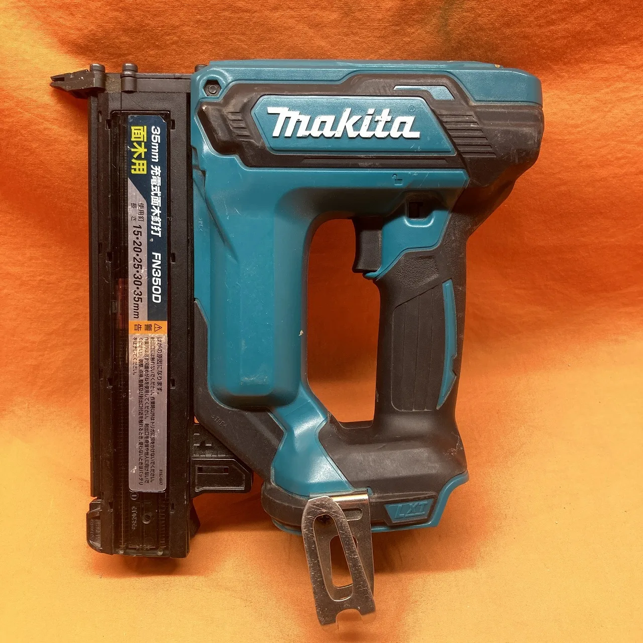 充電式面木釘打 マキタ FN350D 35mm 18V